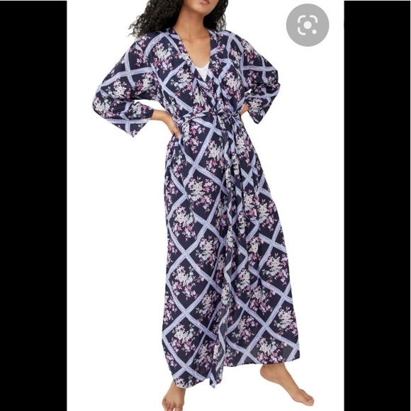 Free People Robe NWT - Picture 1 of 6